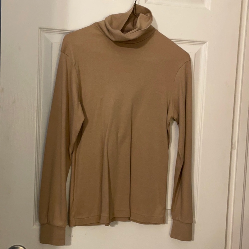 Lands End tan turtleneck size small